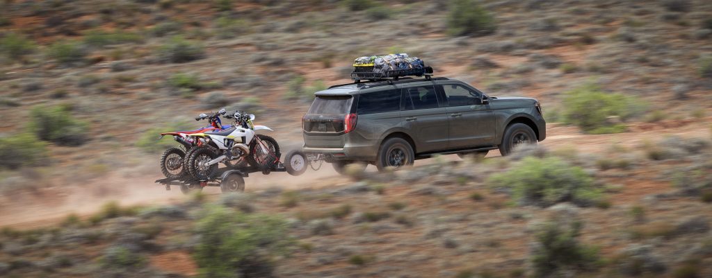 Off-roading 2025 Ford Expedition Tremor