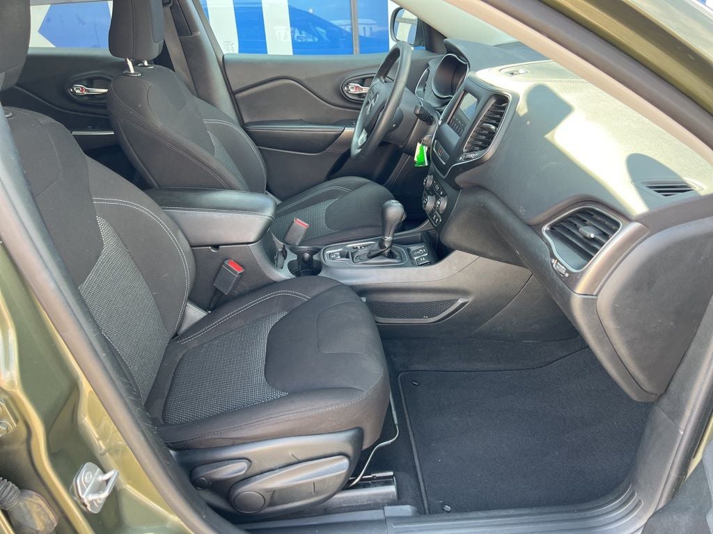 2019 Jeep Cherokee Latitude