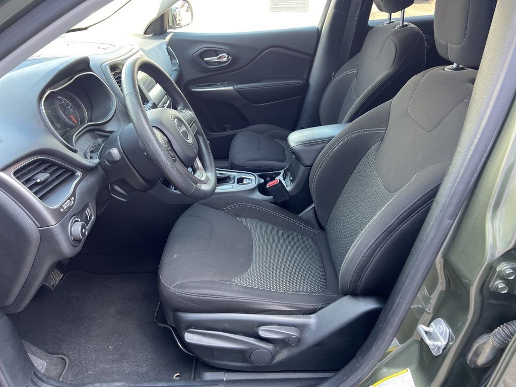 2019 Jeep Cherokee Latitude