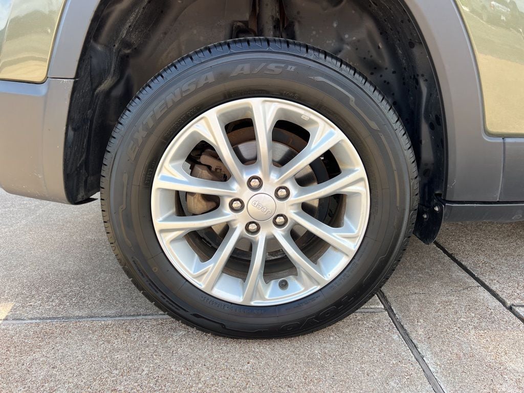 2019 Jeep Cherokee Latitude