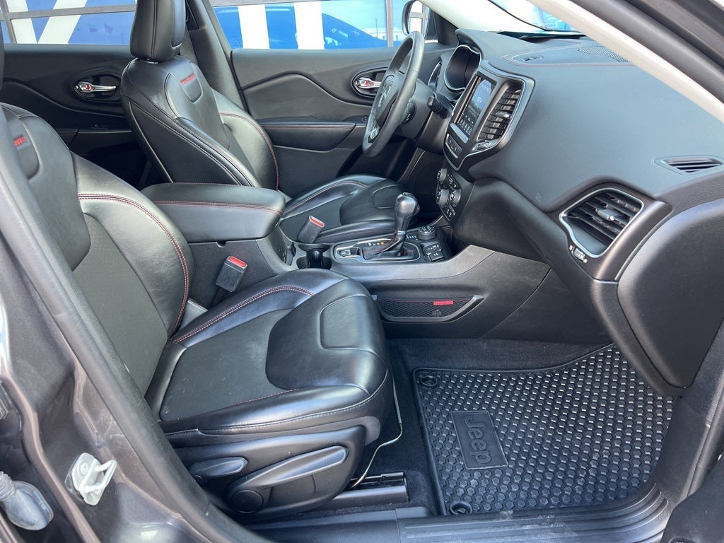 2022 Jeep Cherokee Trailhawk