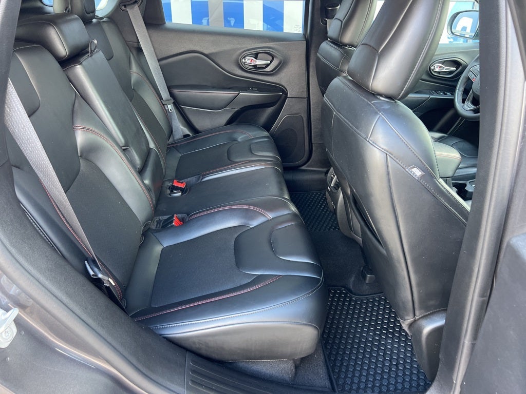 2022 Jeep Cherokee Trailhawk