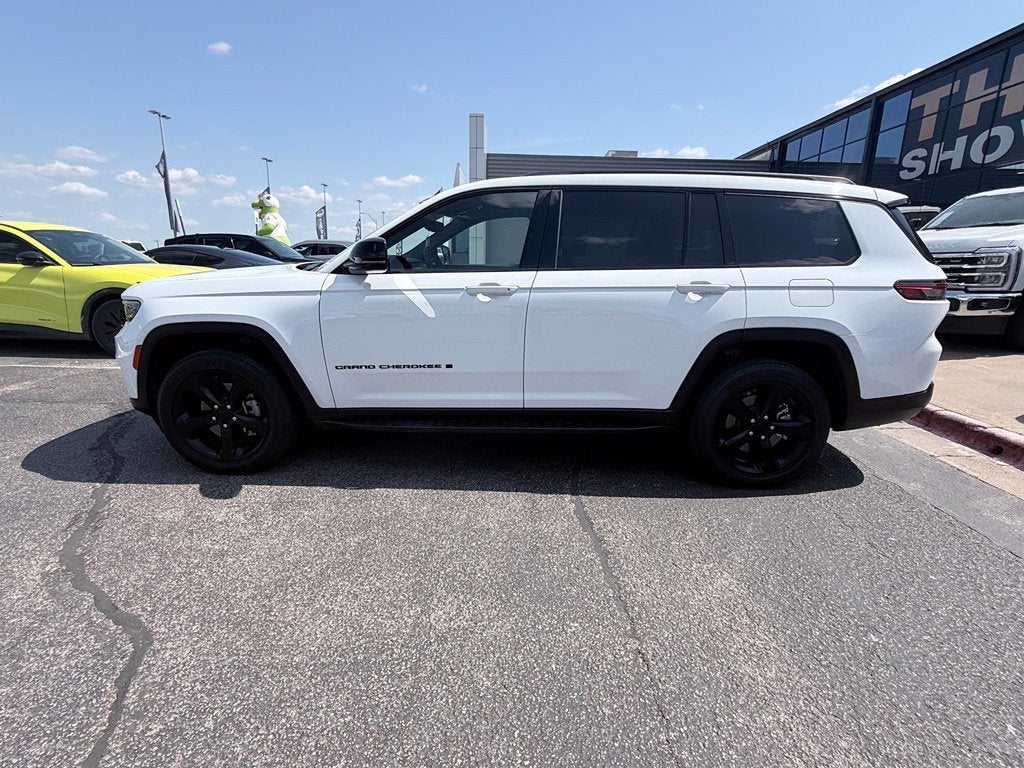 2023 Jeep Grand Cherokee L Altitude