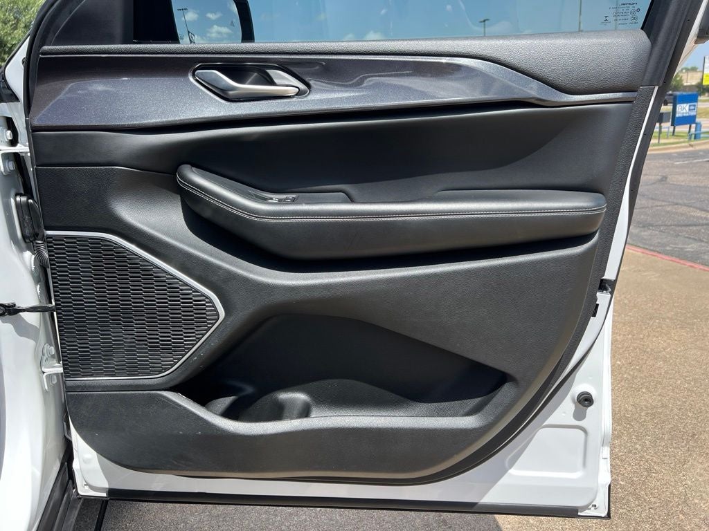 2022 Jeep Grand Cherokee L Altitude