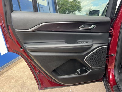 2022 Jeep Grand Cherokee L Altitude