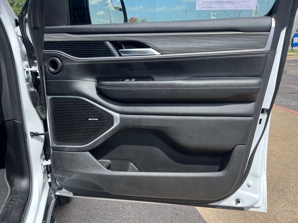 2023 Jeep Wagoneer Series II