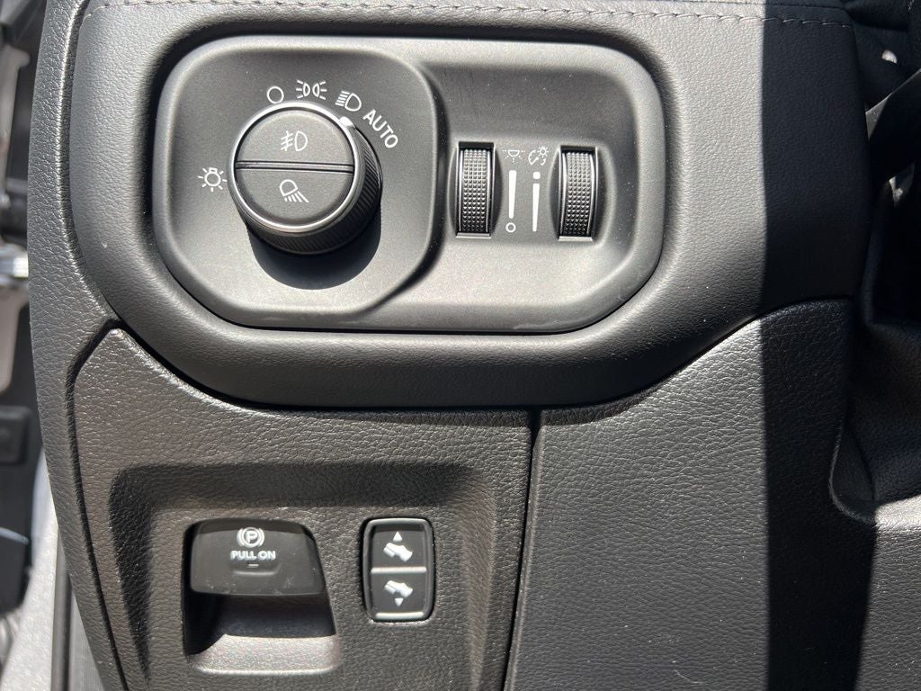 2020 RAM 1500 Limited