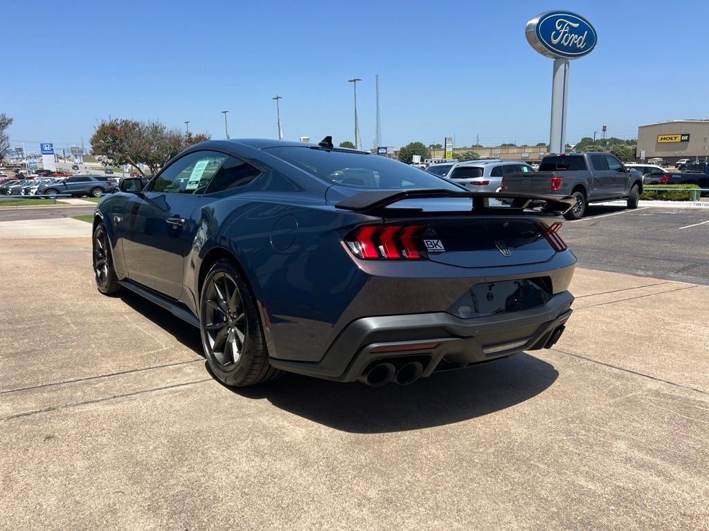 2026 Ford Mustang Dark Horse