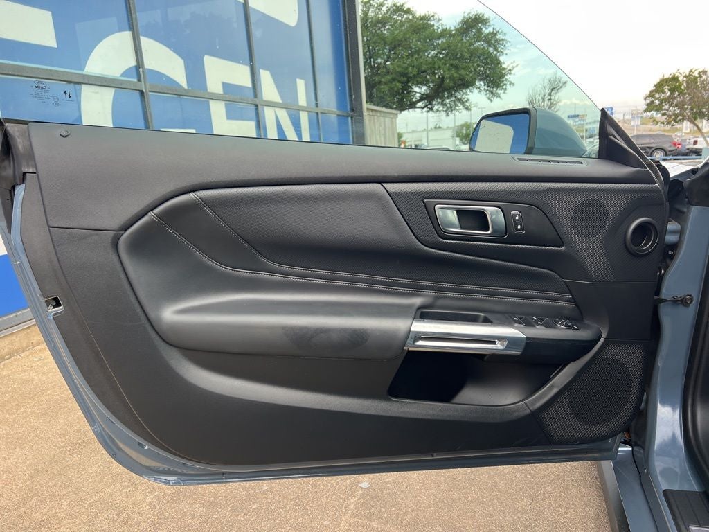 2025 Ford Mustang EcoBoost Premium