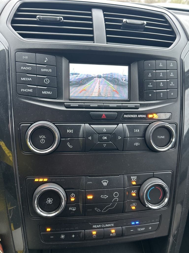 2018 Ford Explorer Base