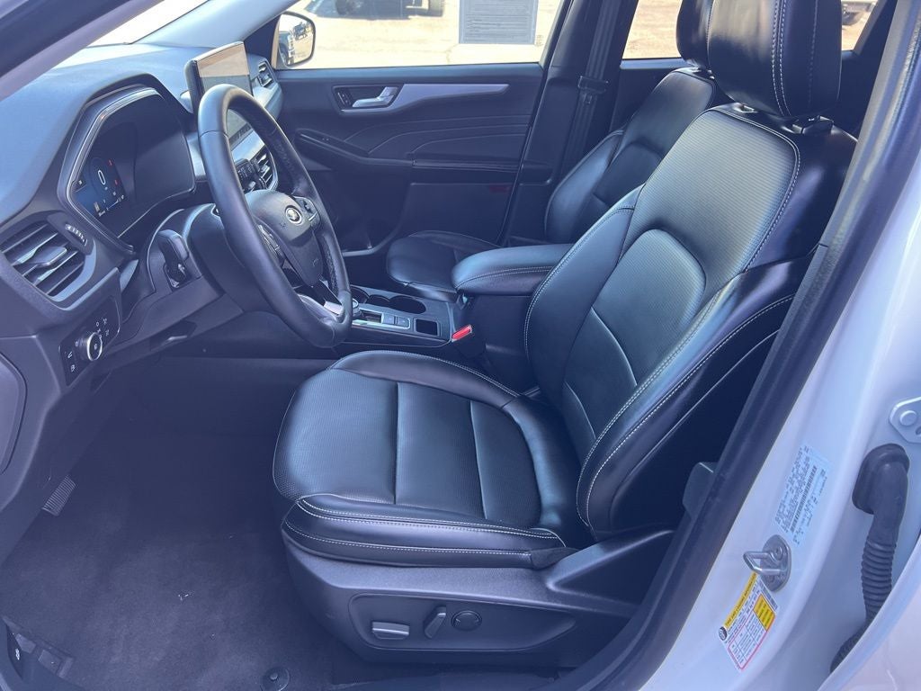 2025 Ford Escape Hybrid Platinum