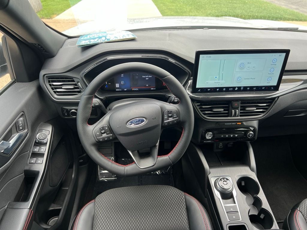 2025 Ford Escape Hybrid ST-Line