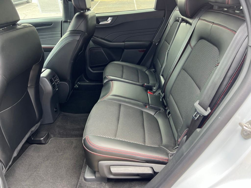 2025 Ford Escape Hybrid ST-Line