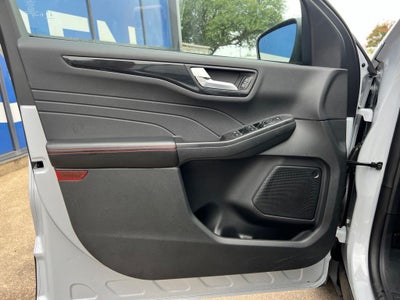 2025 Ford Escape Hybrid ST-Line
