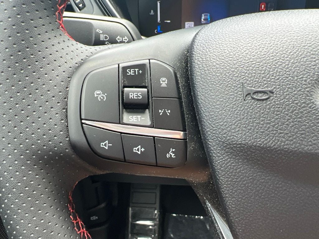 2025 Ford Escape Hybrid ST-Line
