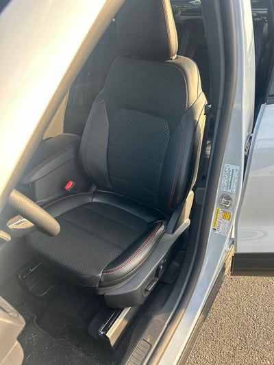 2025 Ford Escape Hybrid ST-Line