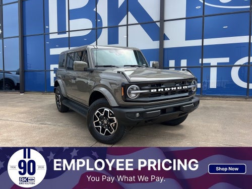 2026 Ford Bronco Outer Banks
