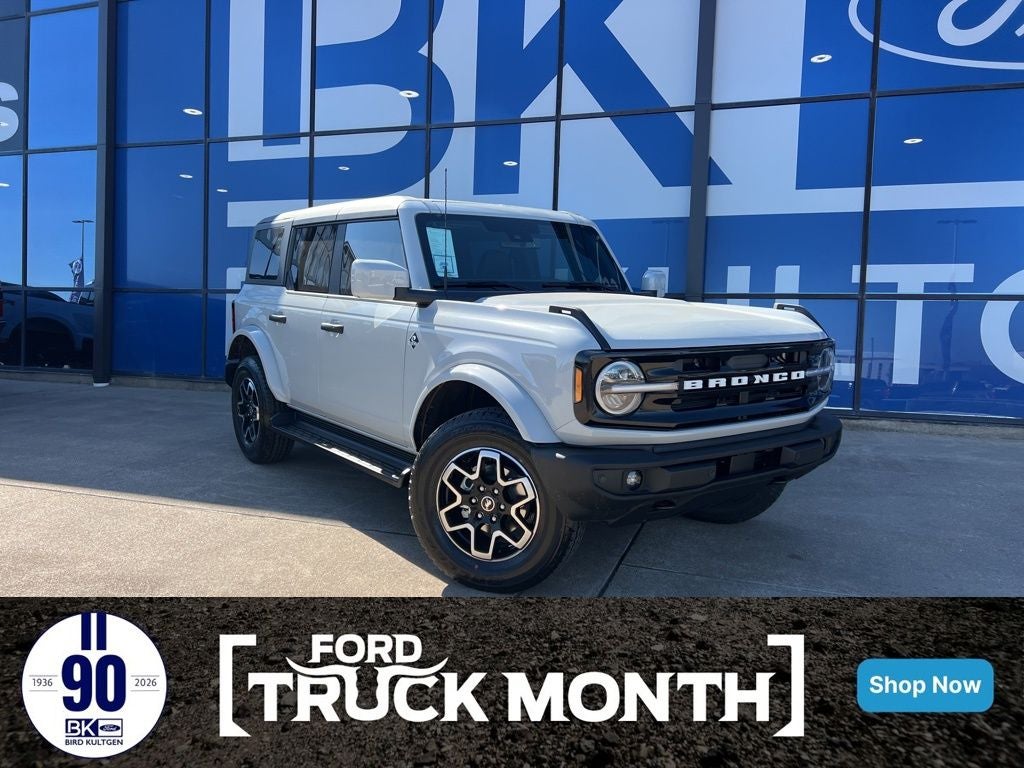 2026 Ford Bronco Outer Banks