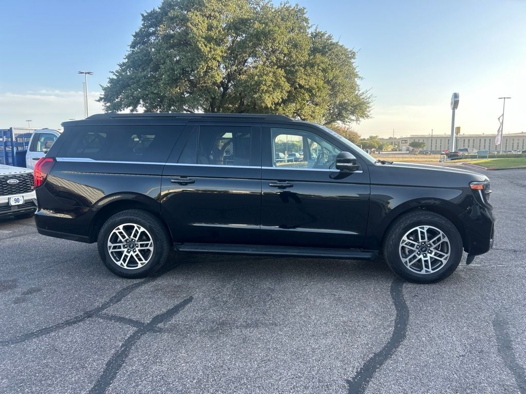 2025 Ford Expedition Max Active