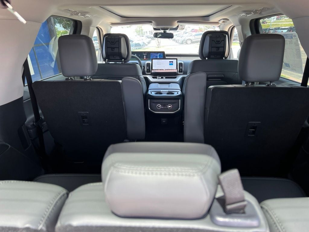 2027 Ford Expedition Active