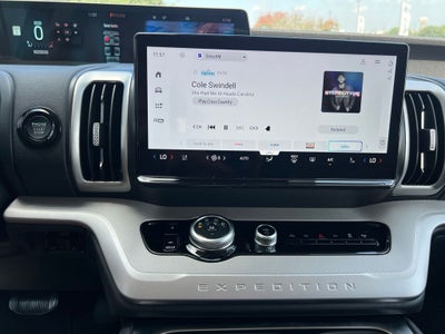 2027 Ford Expedition Active