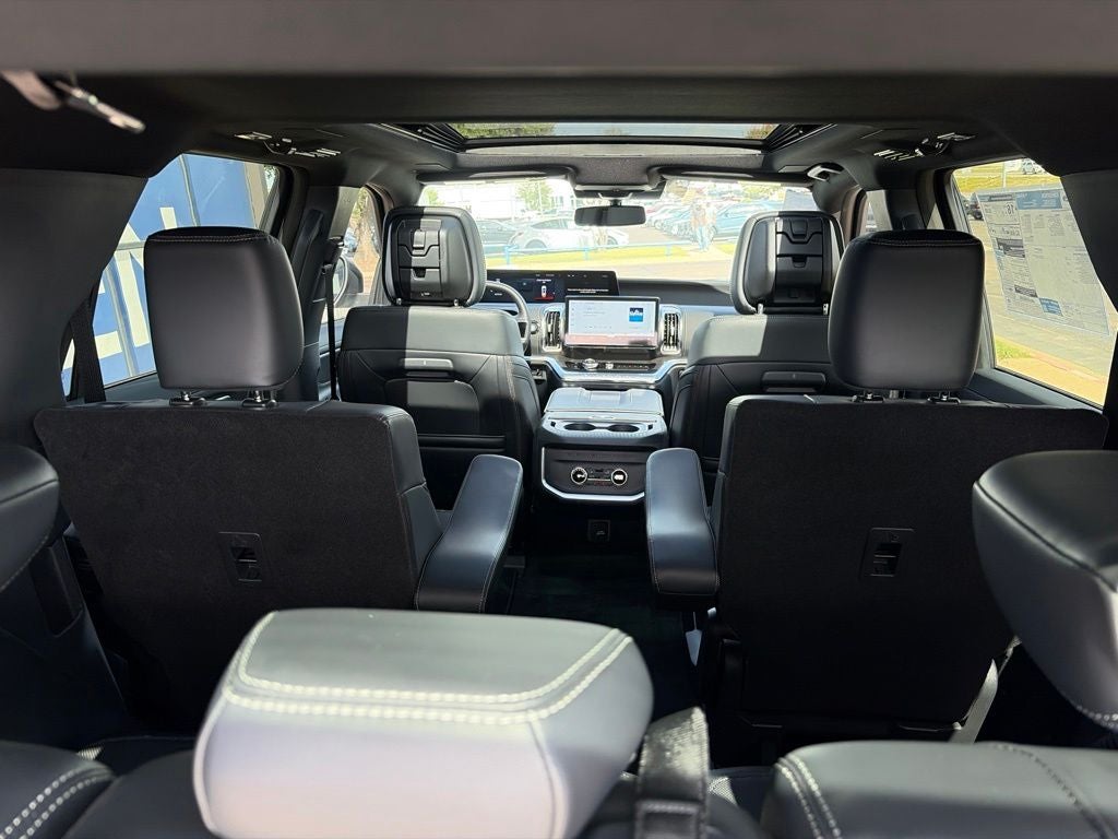 2027 Ford Expedition Platinum
