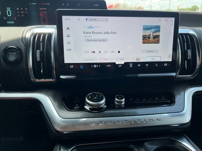 2027 Ford Expedition Platinum