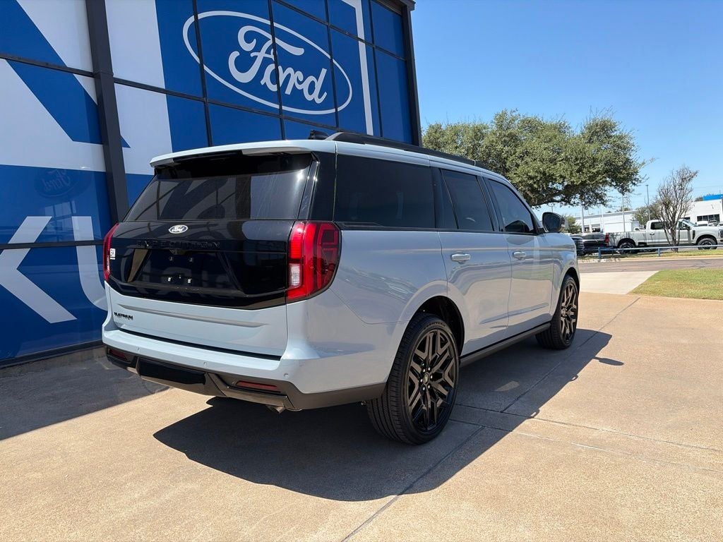 2027 Ford Expedition Platinum