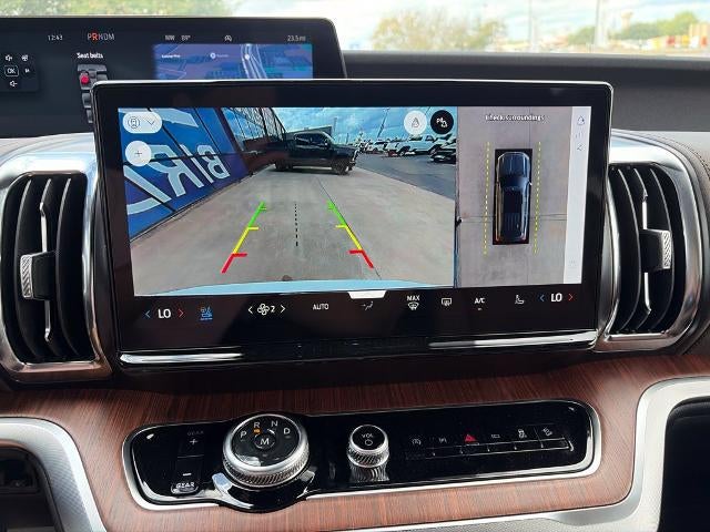 2027 Ford Expedition King Ranch®