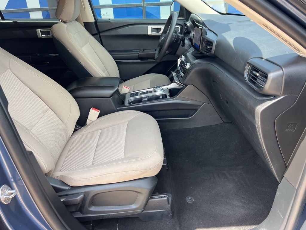2020 Ford Explorer Base