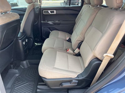 2020 Ford Explorer Base