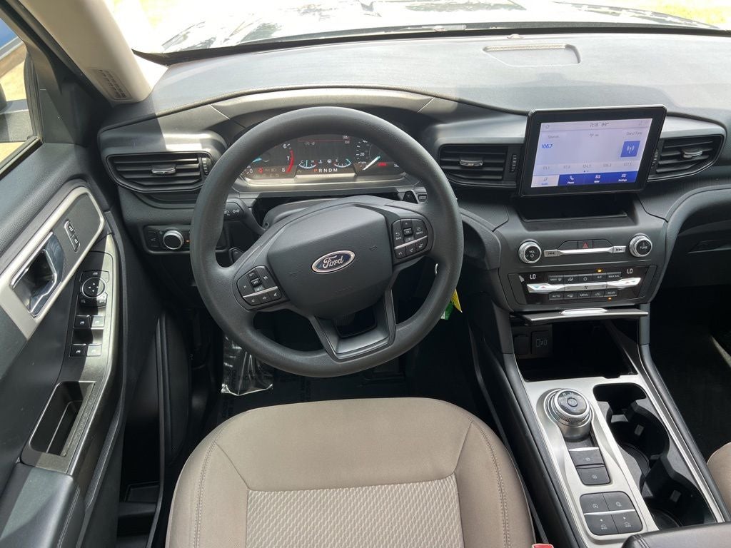 2020 Ford Explorer Base