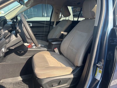 2020 Ford Explorer Base