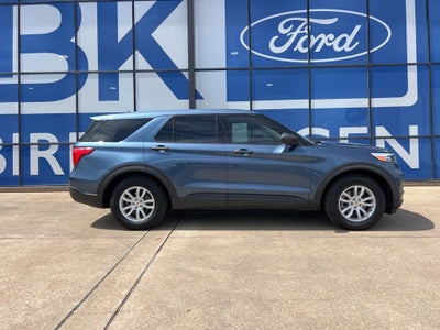 2020 Ford Explorer Base