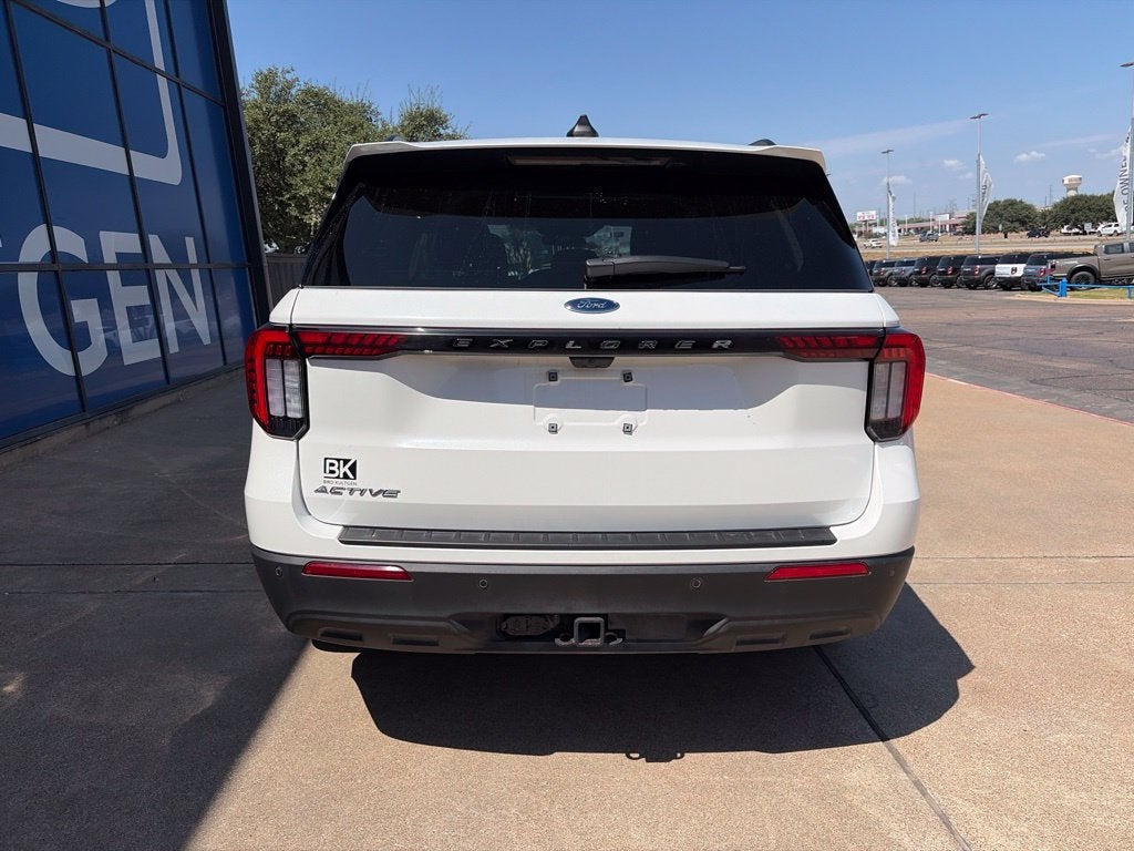 2025 Ford Explorer Active