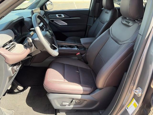 2027 Ford Explorer Platinum™