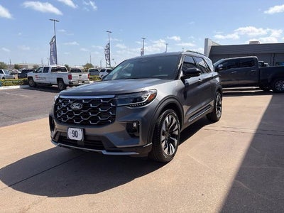 2027 Ford Explorer Platinum™
