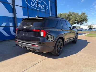 2027 Ford Explorer ST-Line