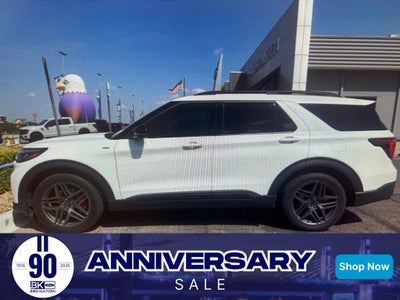 2025 Ford Explorer ST-Line