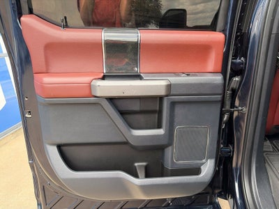 2022 Ford Super Duty F-250SD Platinum