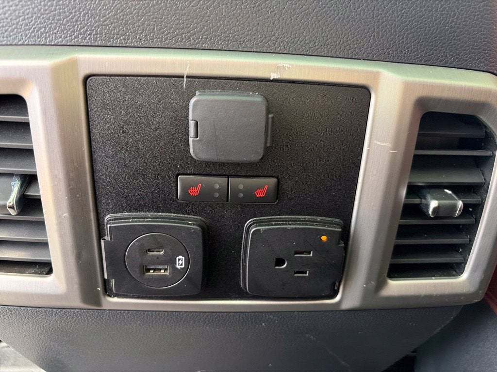 2022 Ford Super Duty F-250SD Platinum