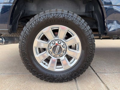 2022 Ford Super Duty F-250SD Platinum