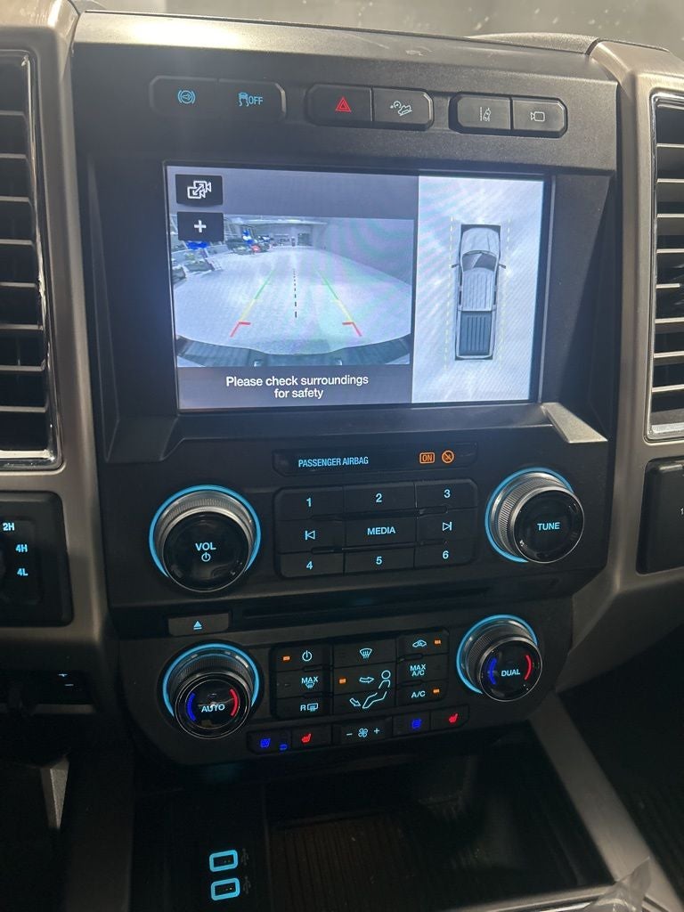 2017 Ford Super Duty F-250SD Platinum