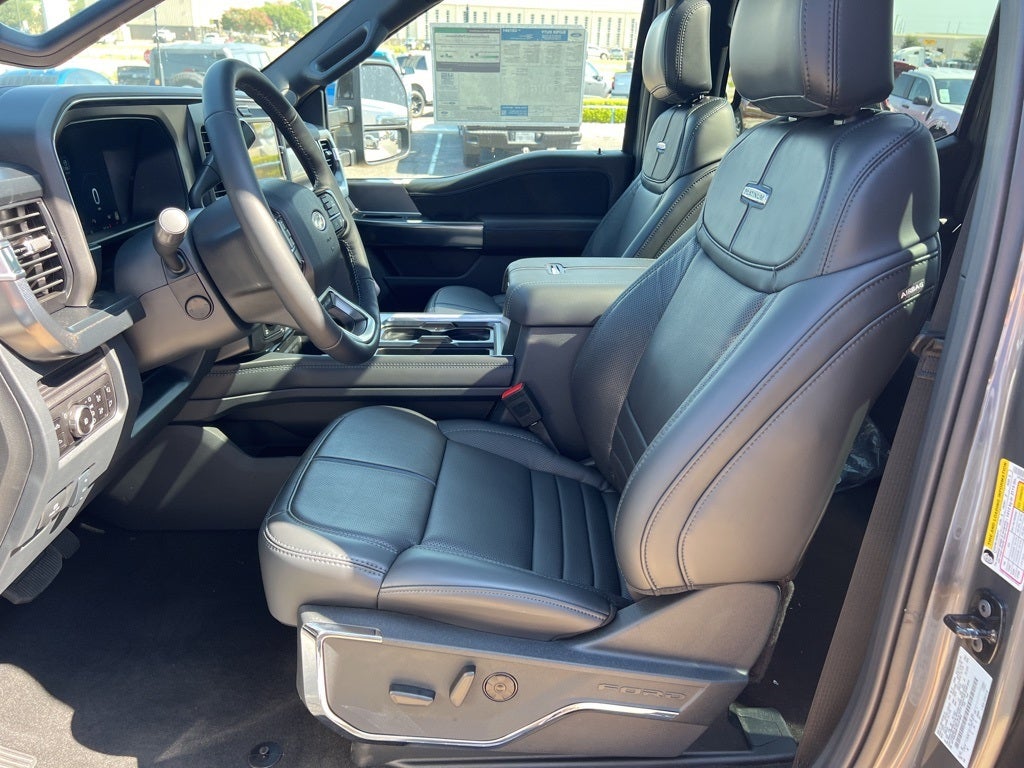 2026 Ford Super Duty F-250SD Platinum