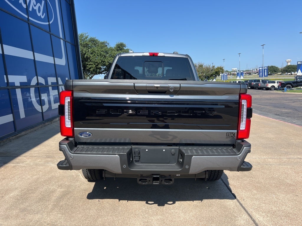 2026 Ford Super Duty F-250SD Platinum