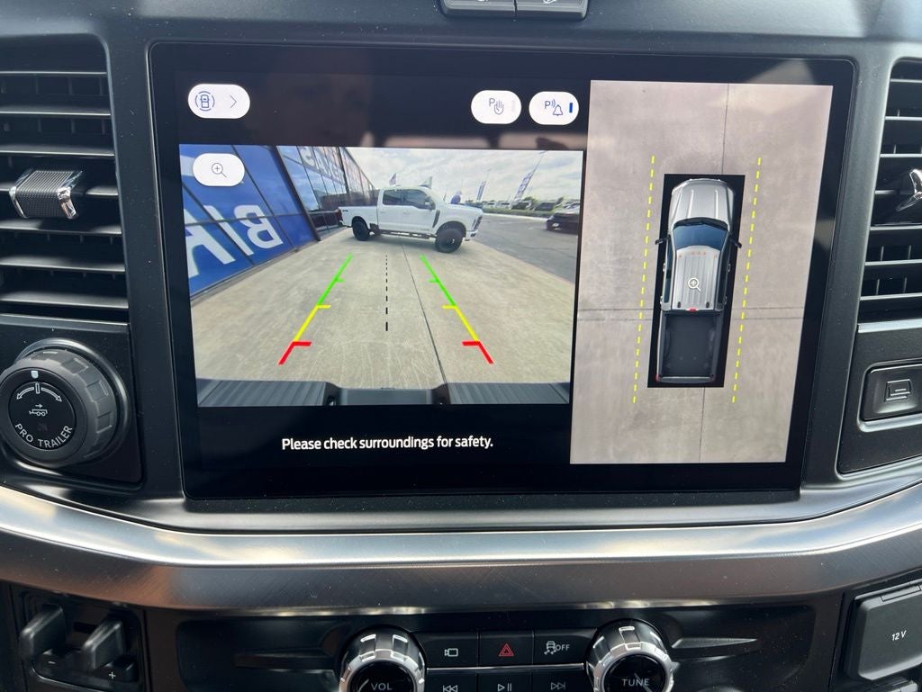 2026 Ford Super Duty F-250SD F-250® King Ranch®