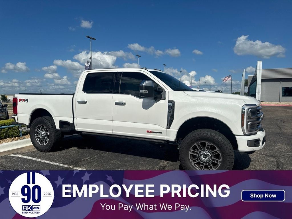 2025 Ford Super Duty F-250SD Platinum