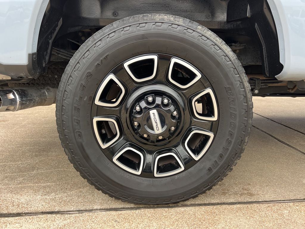 2025 Ford Super Duty F-250SD Platinum
