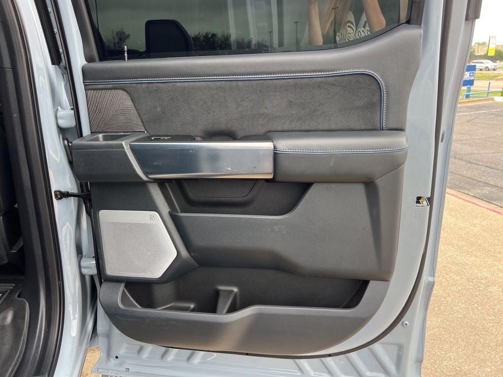 2025 Ford Super Duty F-250SD Platinum