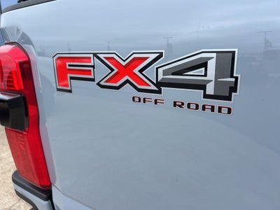 2025 Ford Super Duty F-250SD Platinum